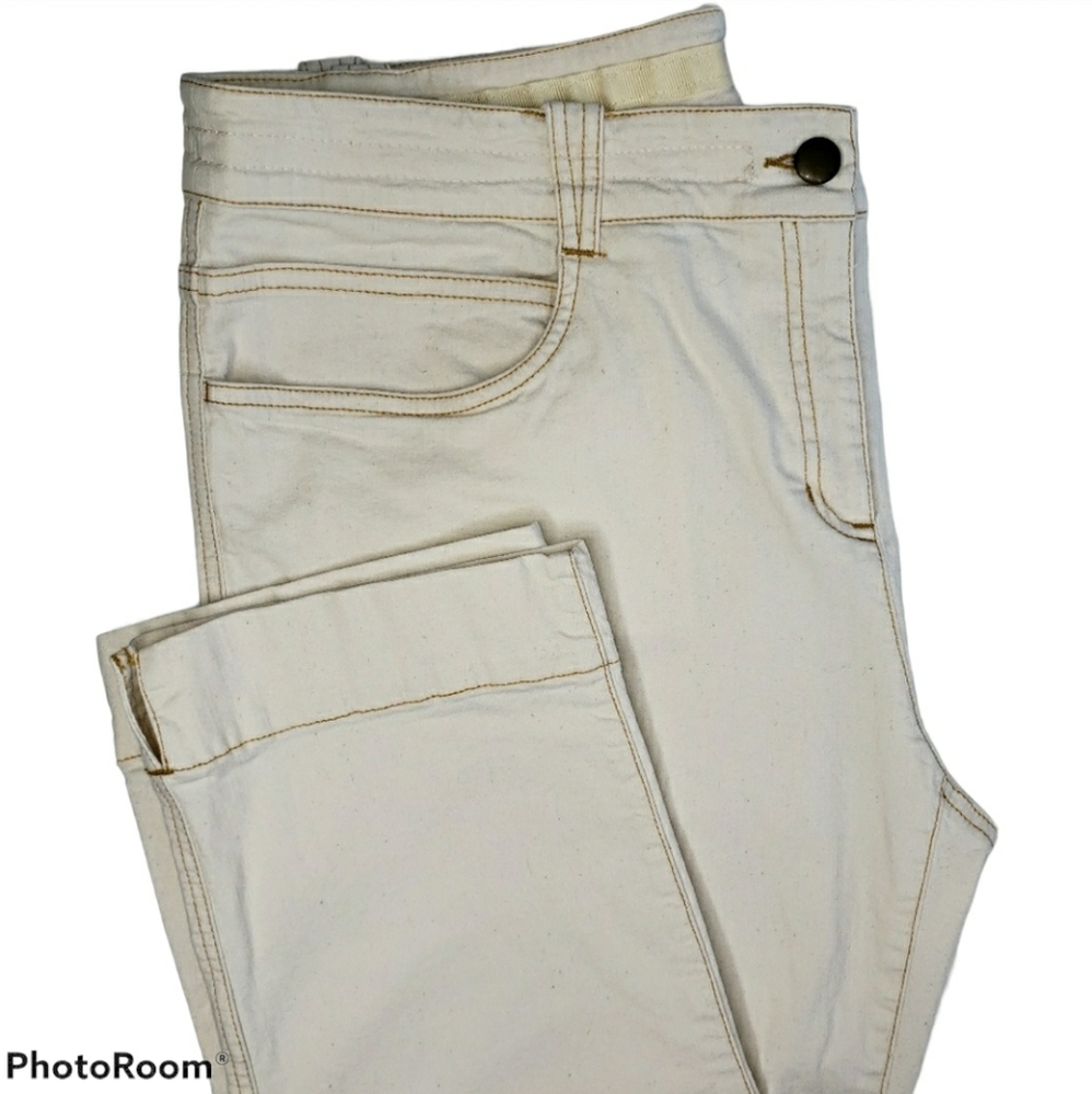 Eileen Fisher Cropped Jeans Cream Size Large (14)